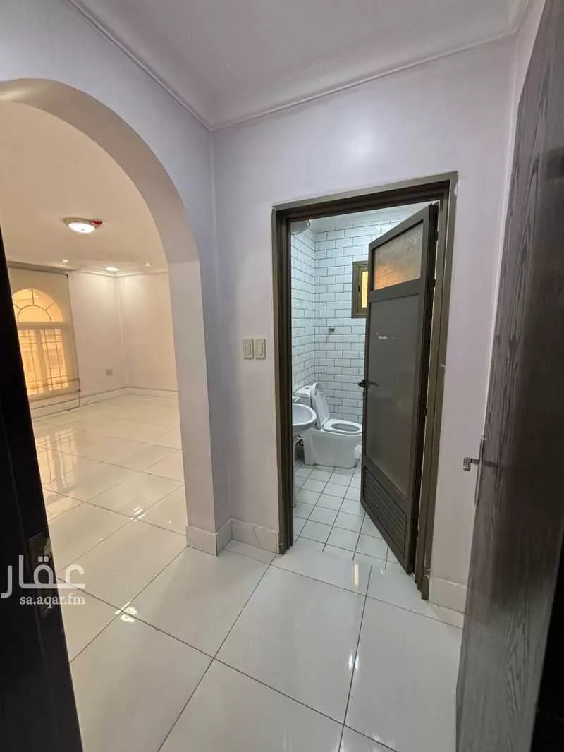 مكتب 750 م² في المزروعية 8