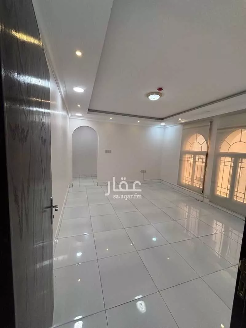 مكتب 750 م² في المزروعية 10