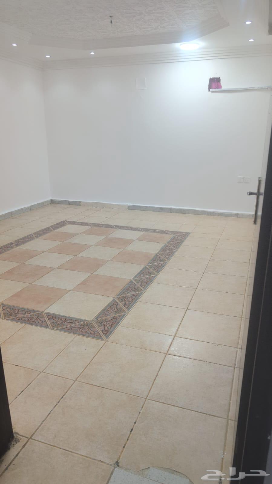 شقة 13 غرف في النهضة 4