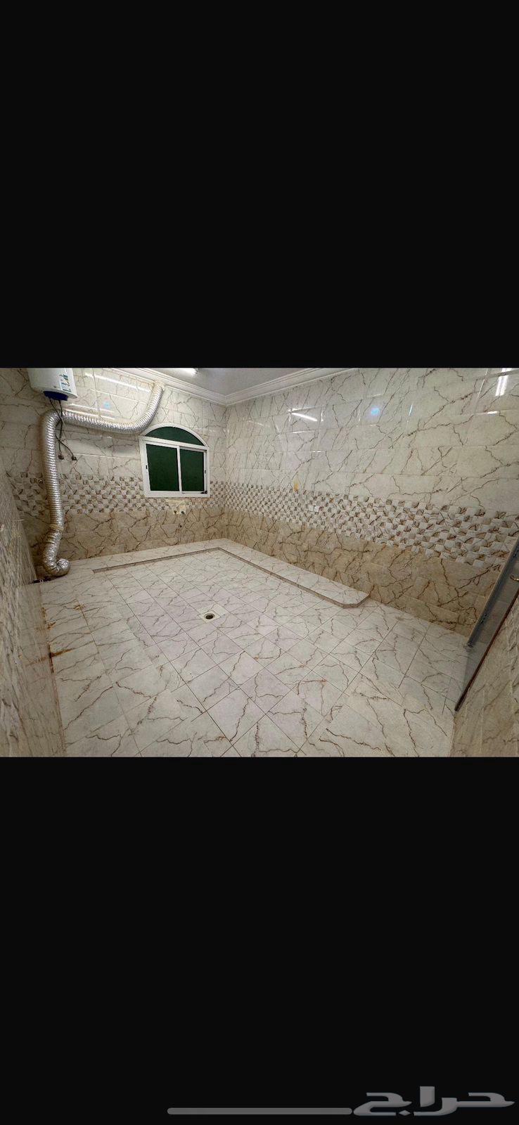 شقة 3 غرف في الرمال 4