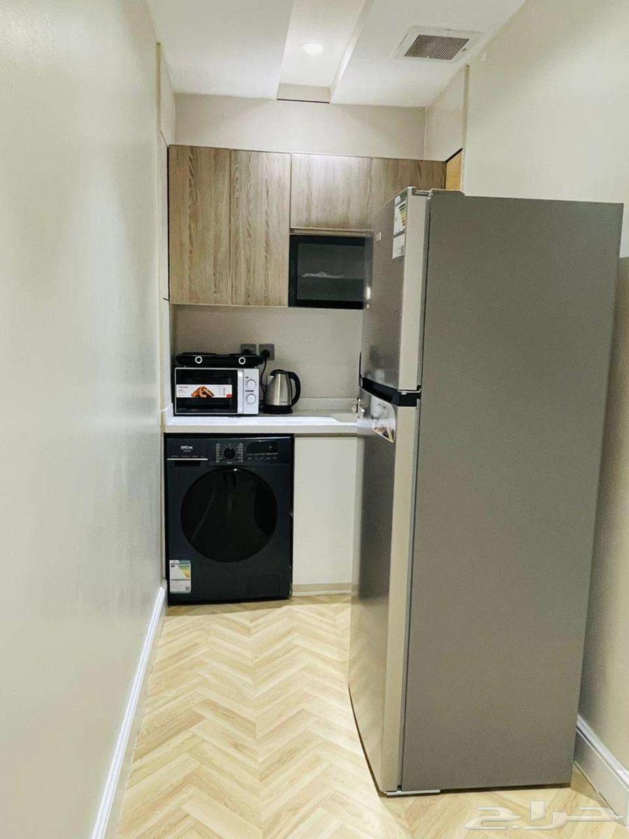 شقة 1 غرف في الحمراء 10