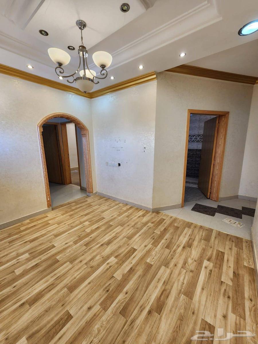 فيلا 4 غرف في ظهرة لبن 3