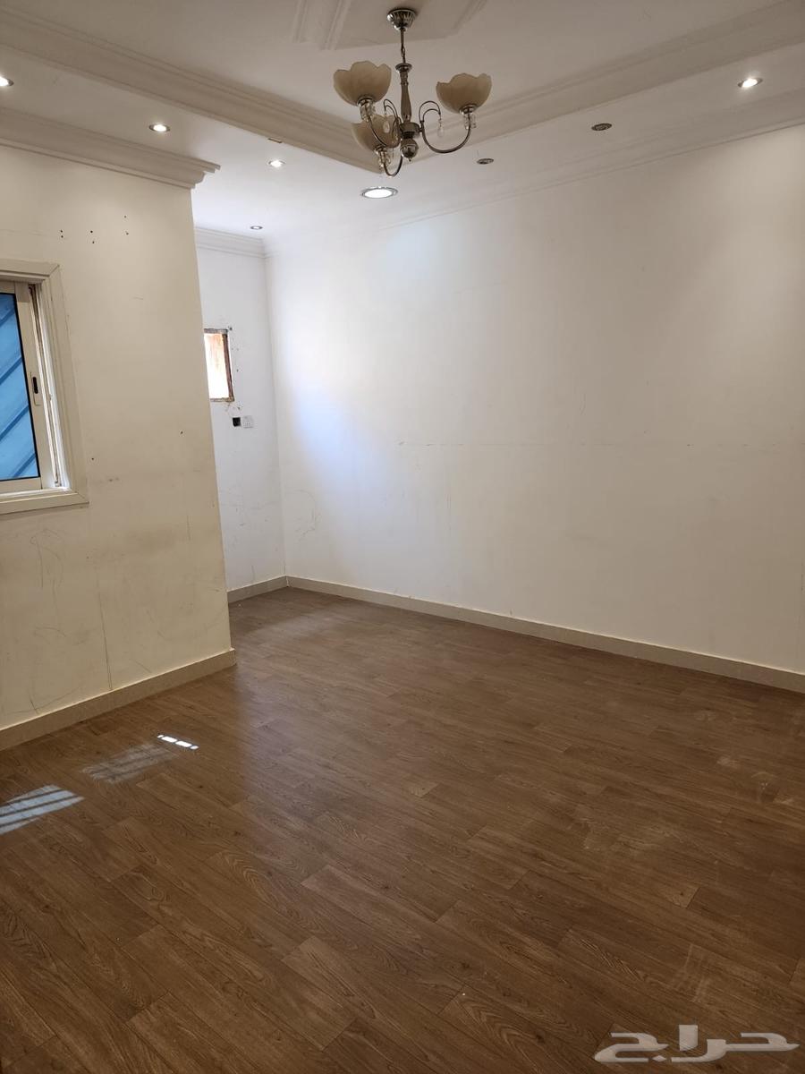 فيلا 4 غرف في ظهرة لبن 7