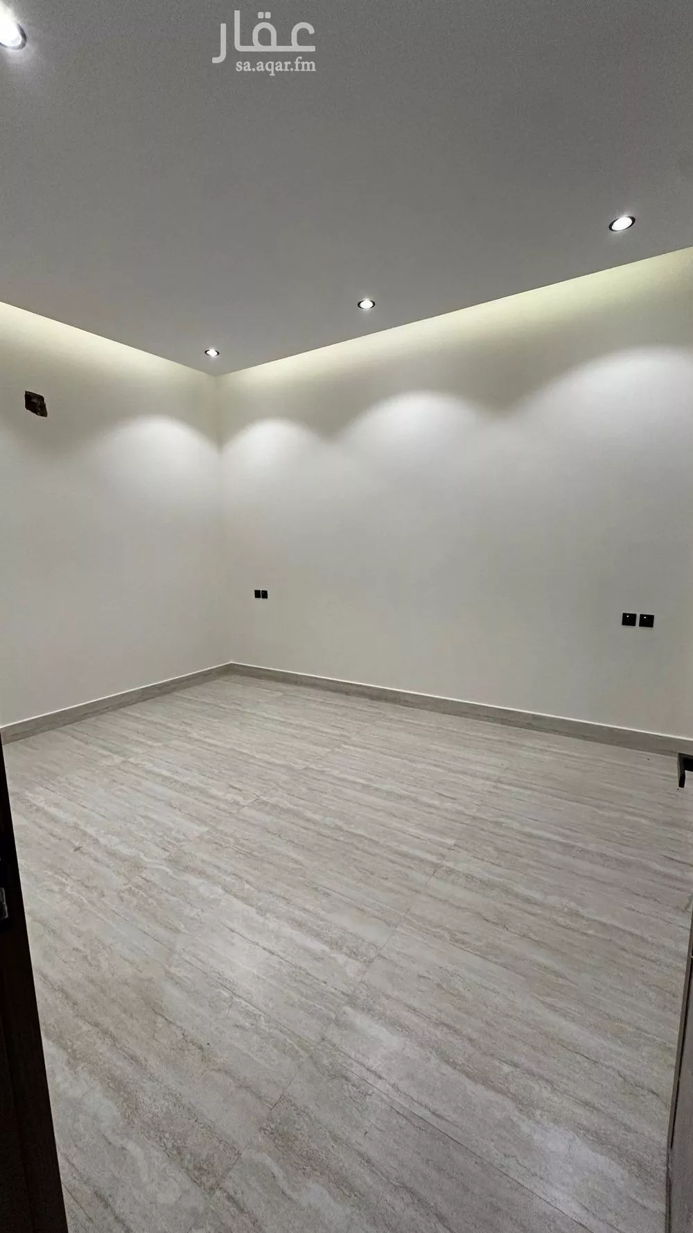 فيلا 5 غرف في ظهرة لبن 15