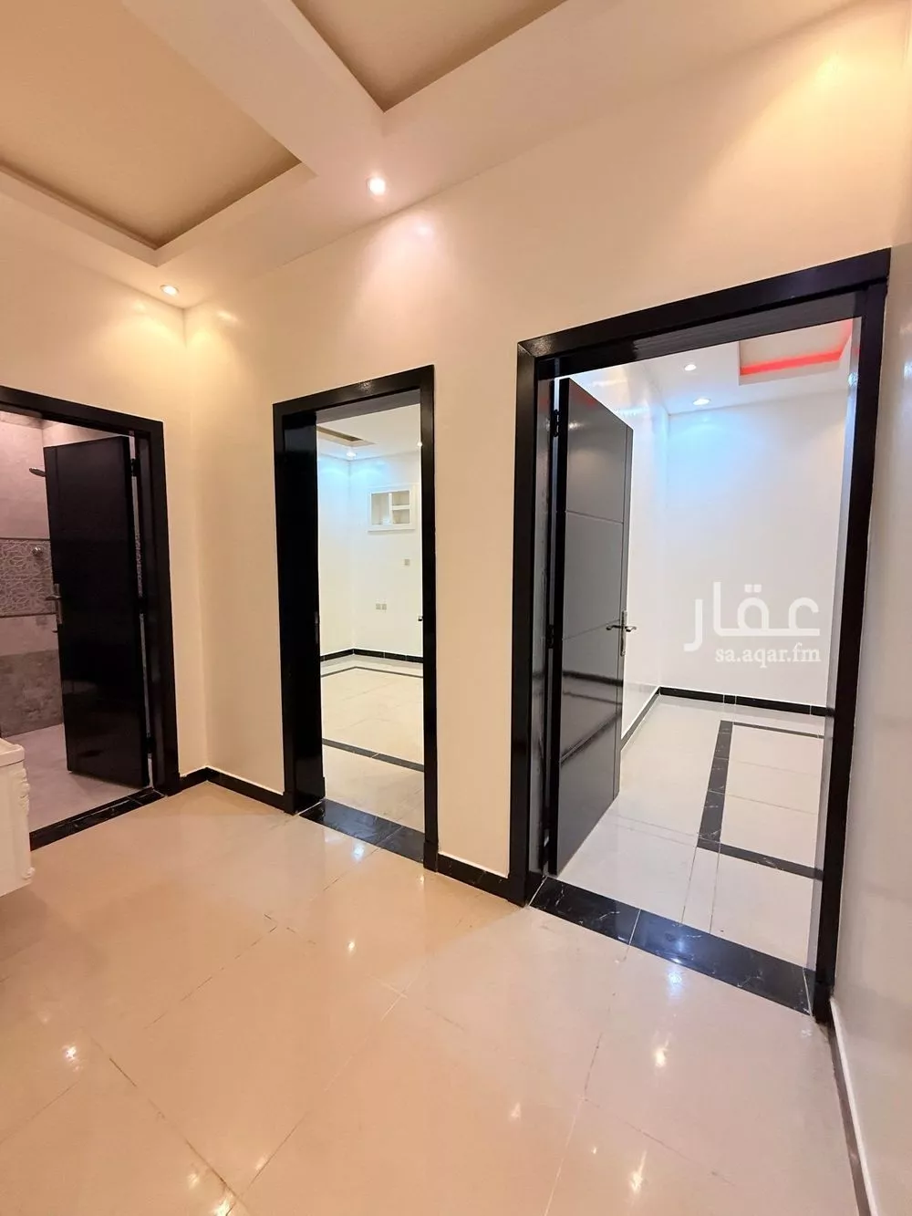 شقة 4 غرف في العارض 2