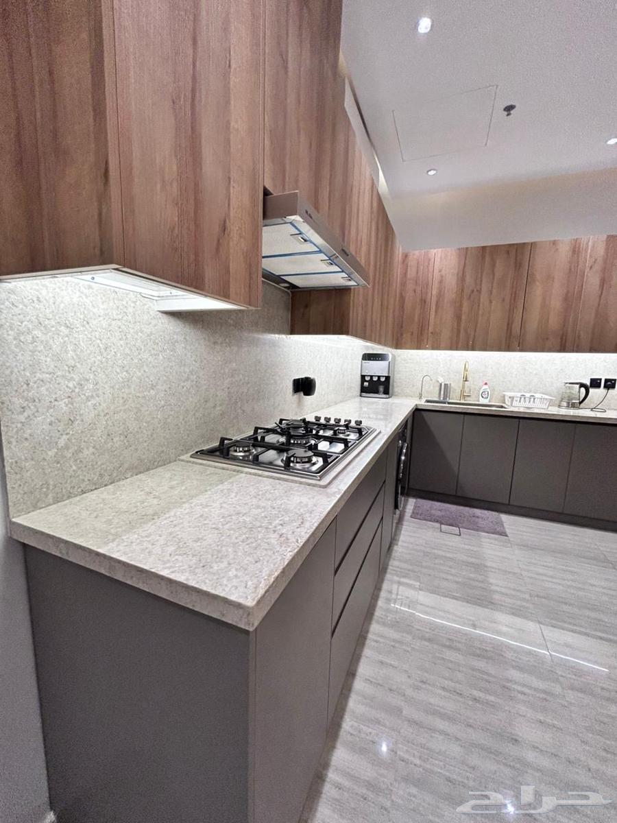 شقة 4 غرف في النهضة 6