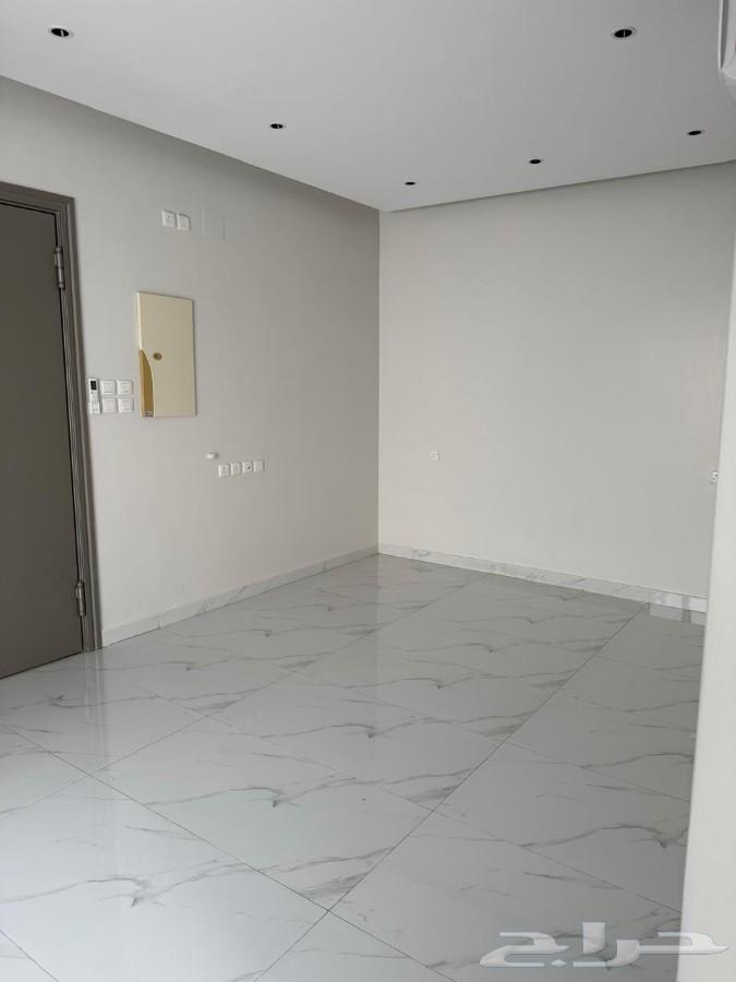 3 bedroom apartment in Al Rimal 12