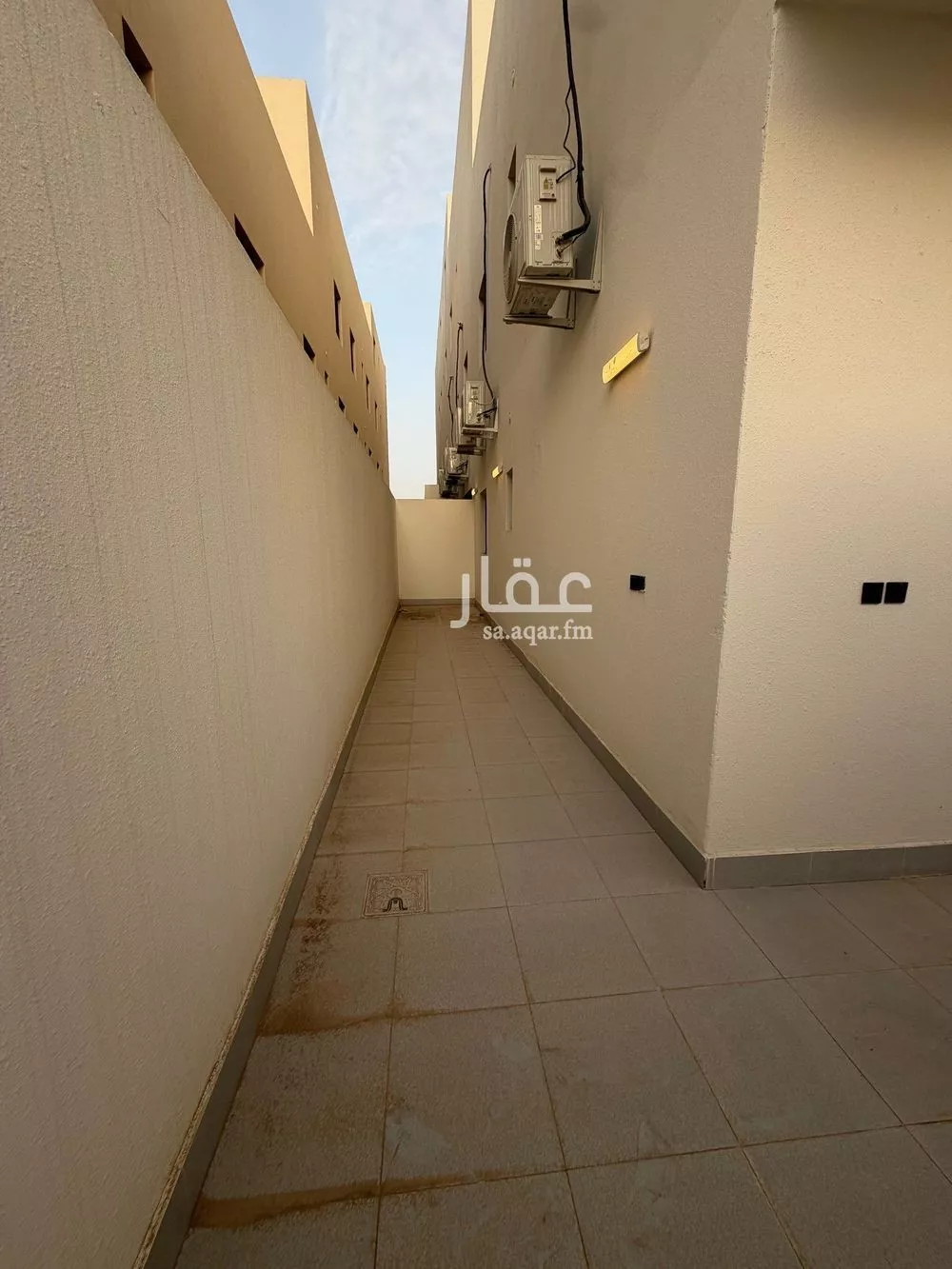 شقة 4 غرف في الرمال 17