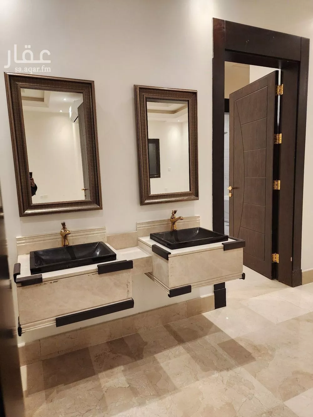 3 bedroom floor in Al Malqa 8