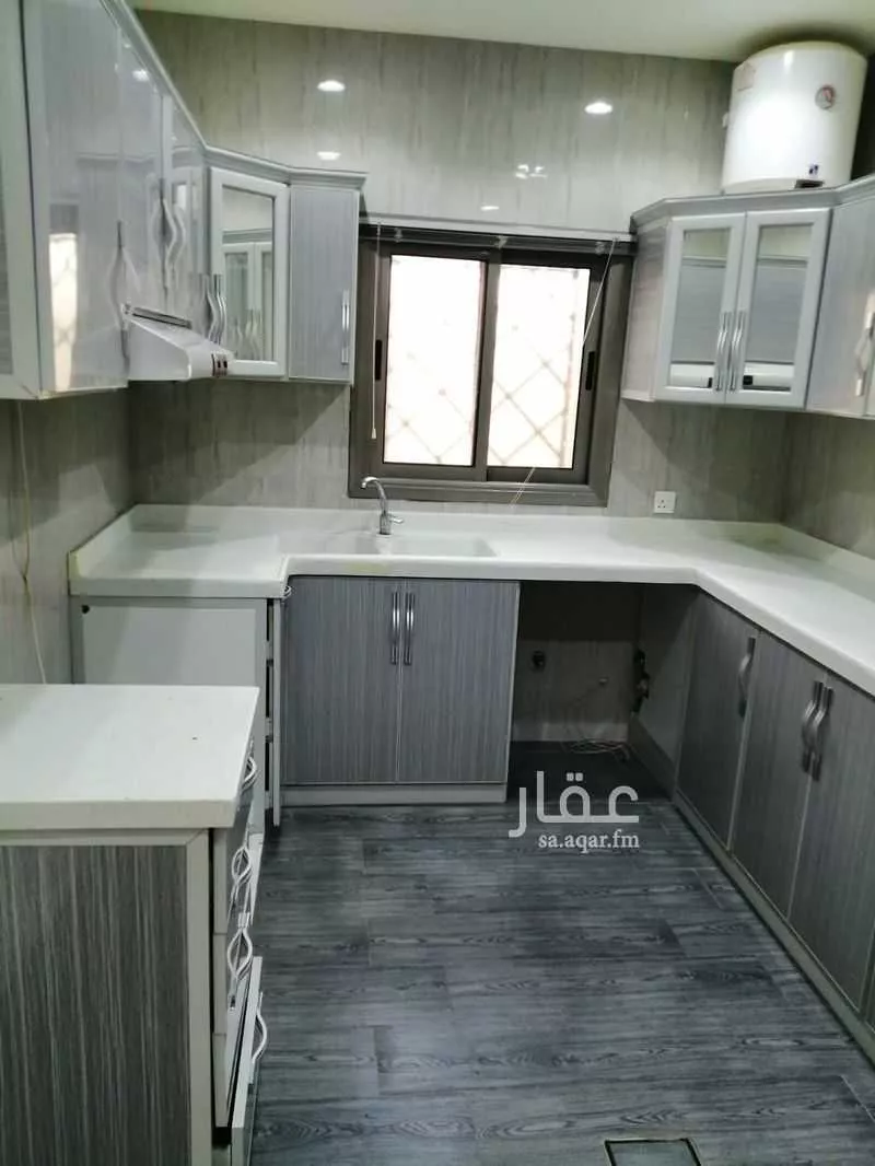 2 bedroom apartment in Al Qairawan 6