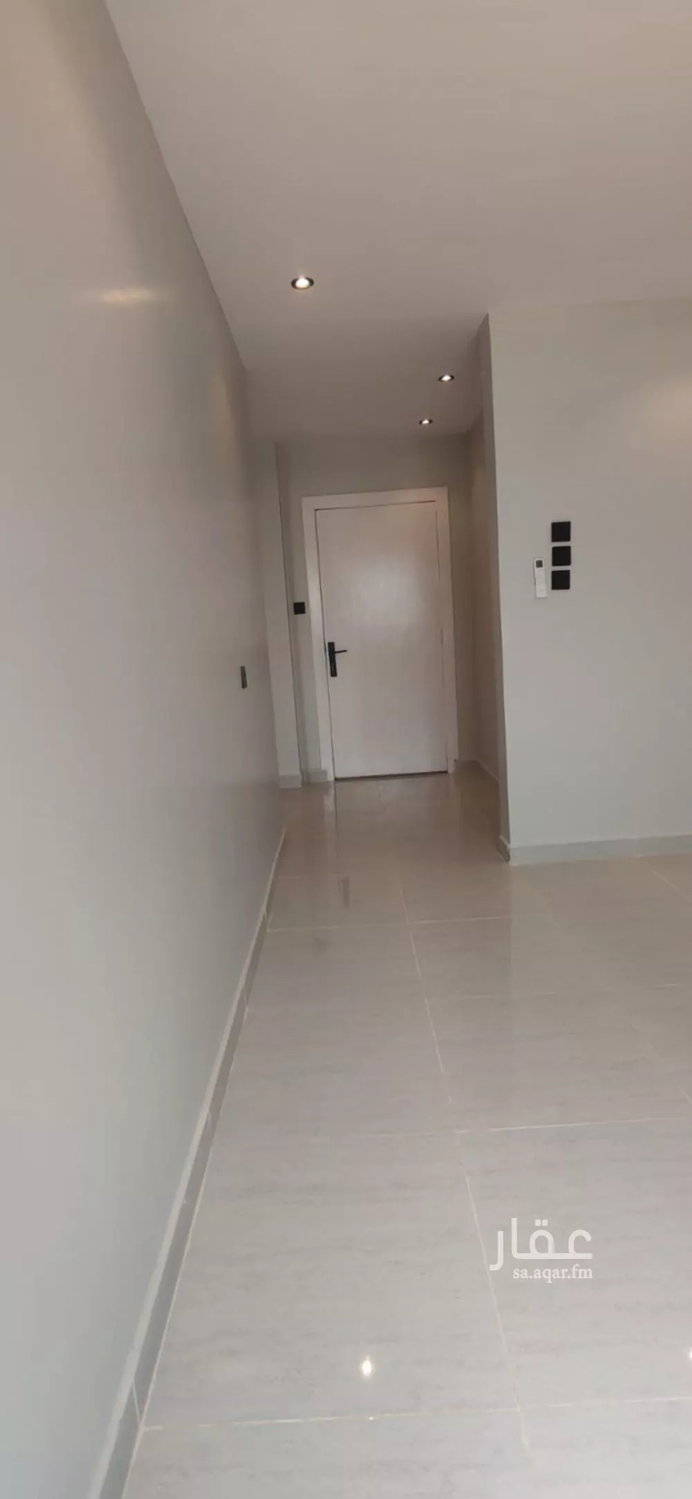 شقة 1 غرف في المربع 20