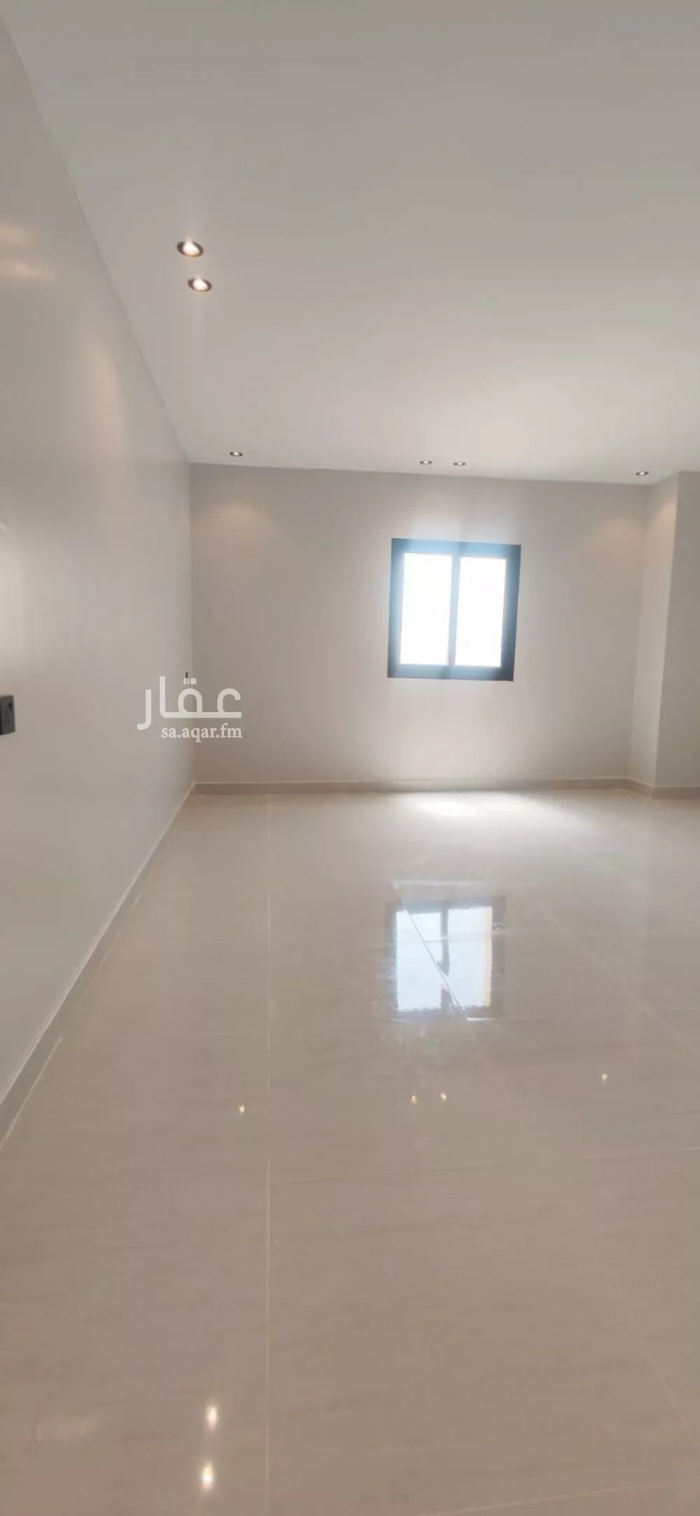 شقة 1 غرف في المربع 8