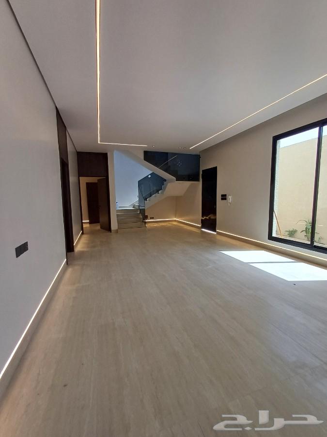 فيلا 6 غرف في النخبة 2