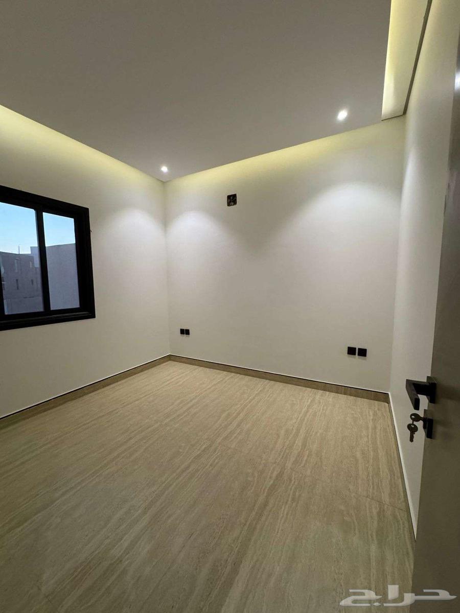 فيلا 4 غرف في المرجان 6