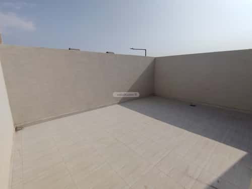 5 bedroom villa in Al Qadisiyah 11