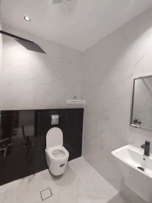 5 bedroom villa in Al Qadisiyah 3