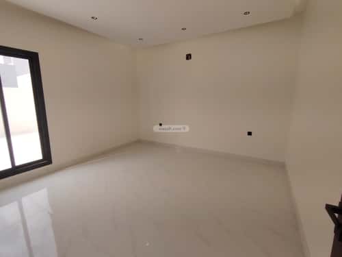 5 bedroom villa in Al Qadisiyah 4