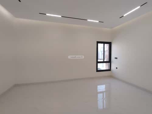 5 bedroom villa in Al Qadisiyah 6