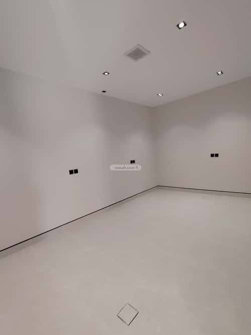 5 bedroom villa in Al Rimal 9