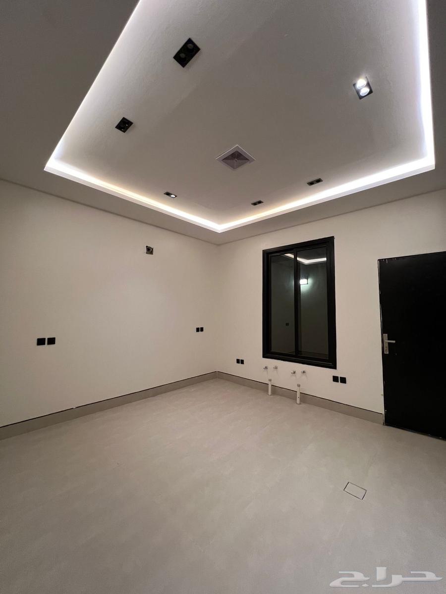 فيلا 4 غرف في الحزم 9