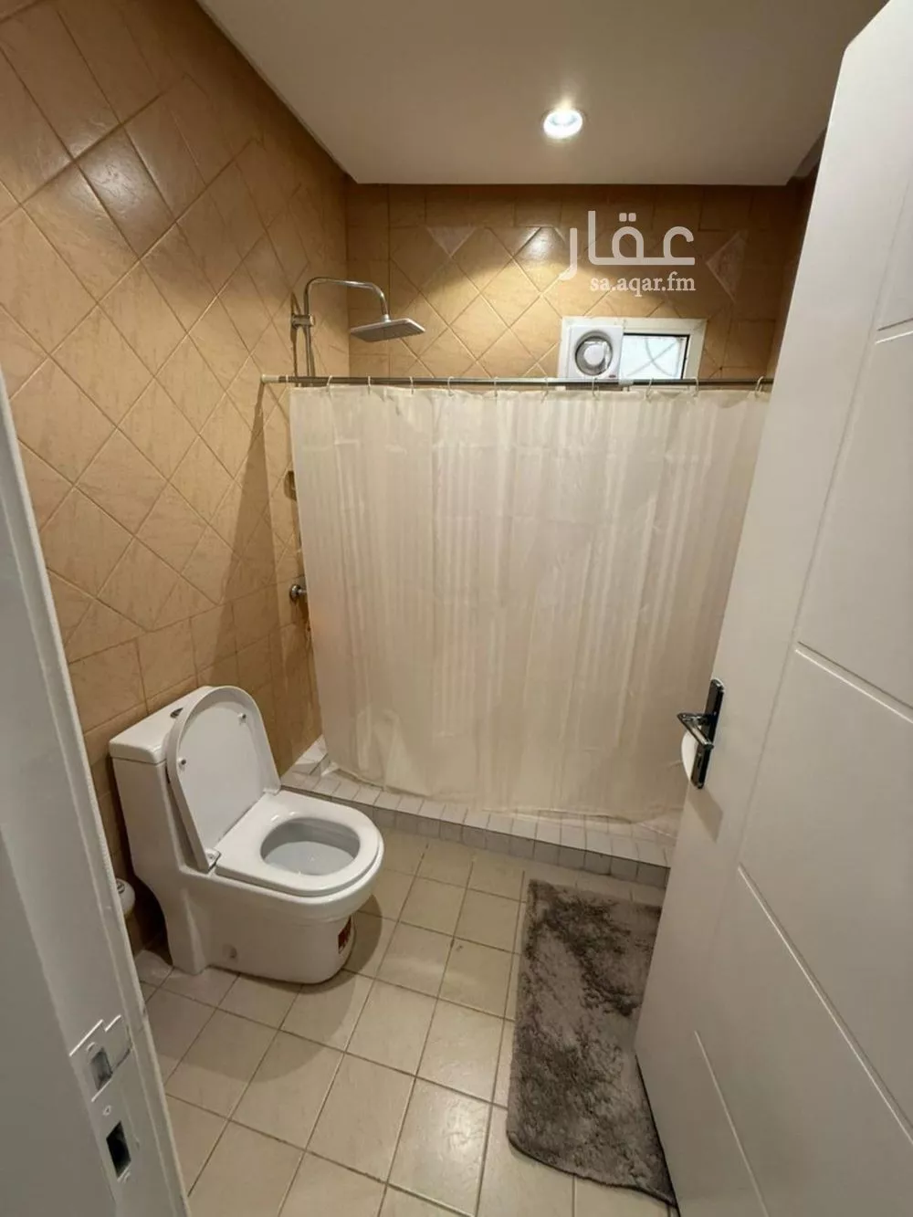 شقة 2 غرف في عرقة 3