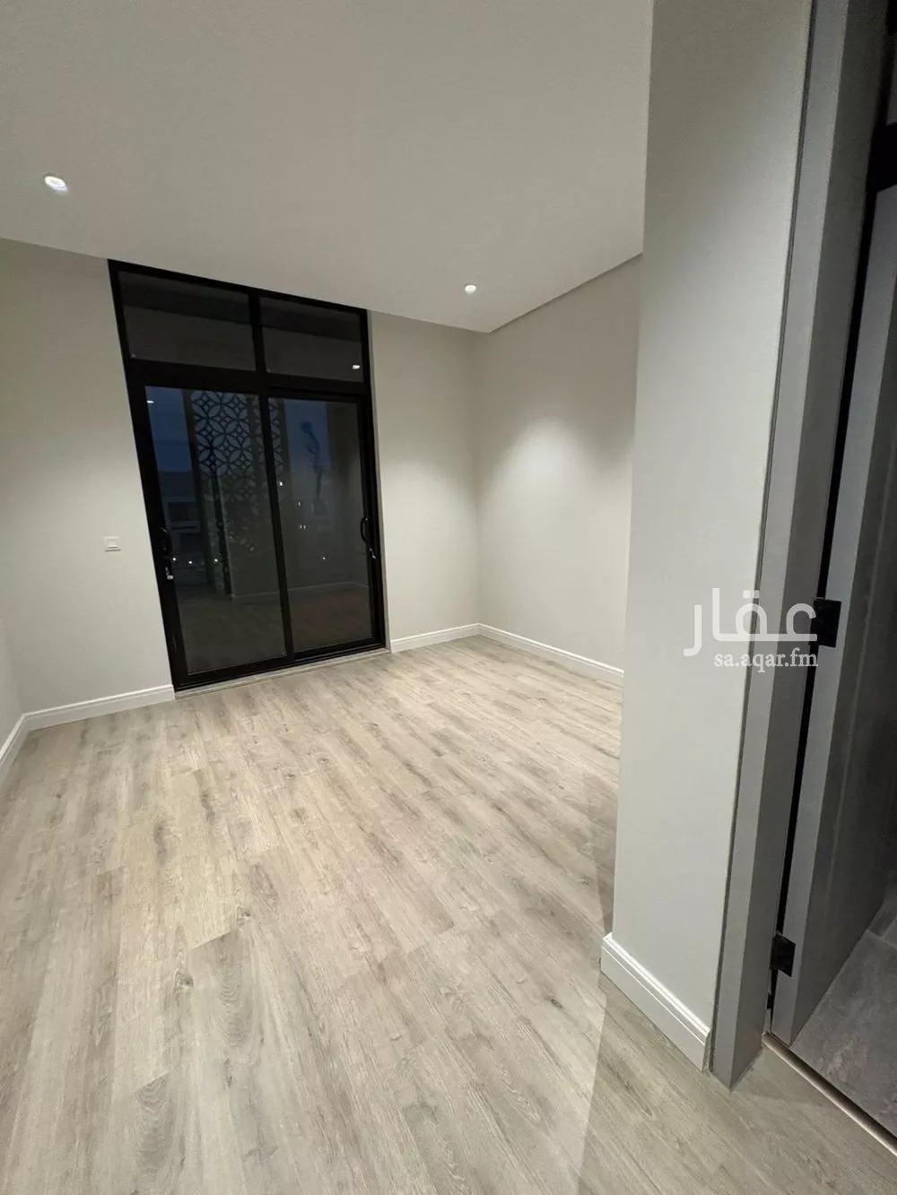 فيلا 3 غرف في النرجس 2