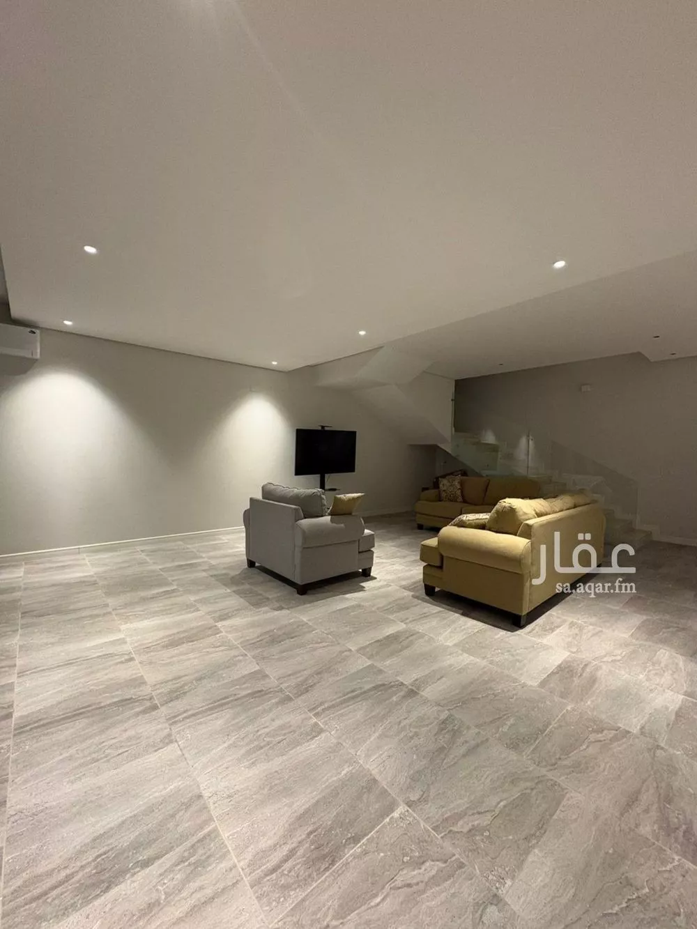 فيلا 3 غرف في النرجس 12