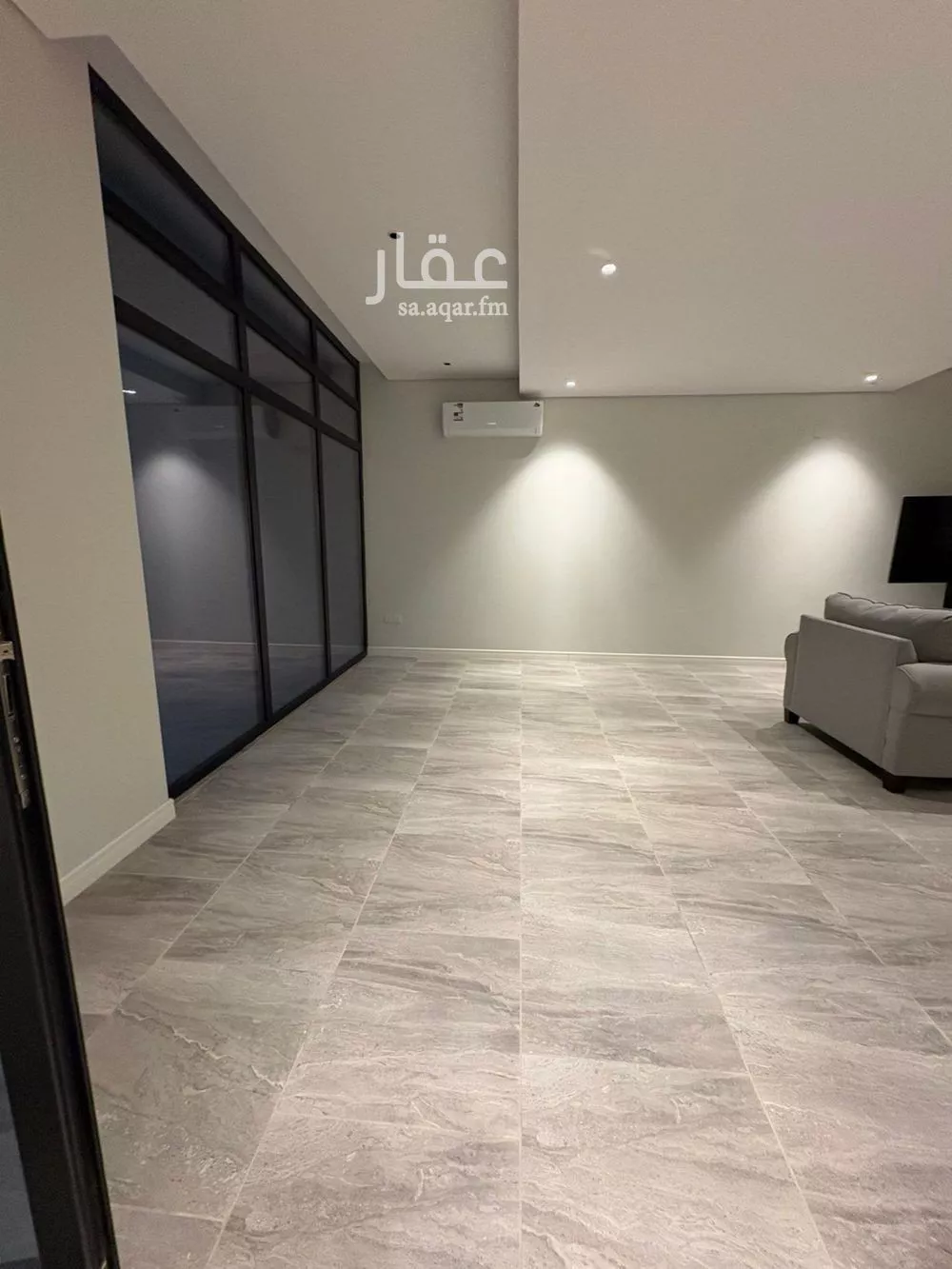 فيلا 3 غرف في النرجس 19