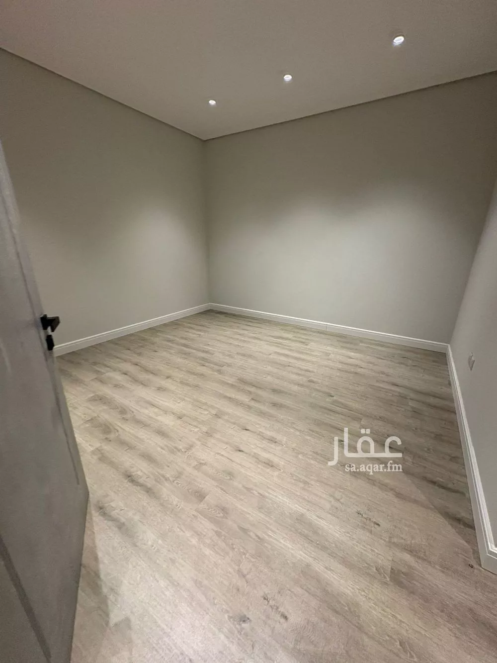 فيلا 3 غرف في النرجس 7