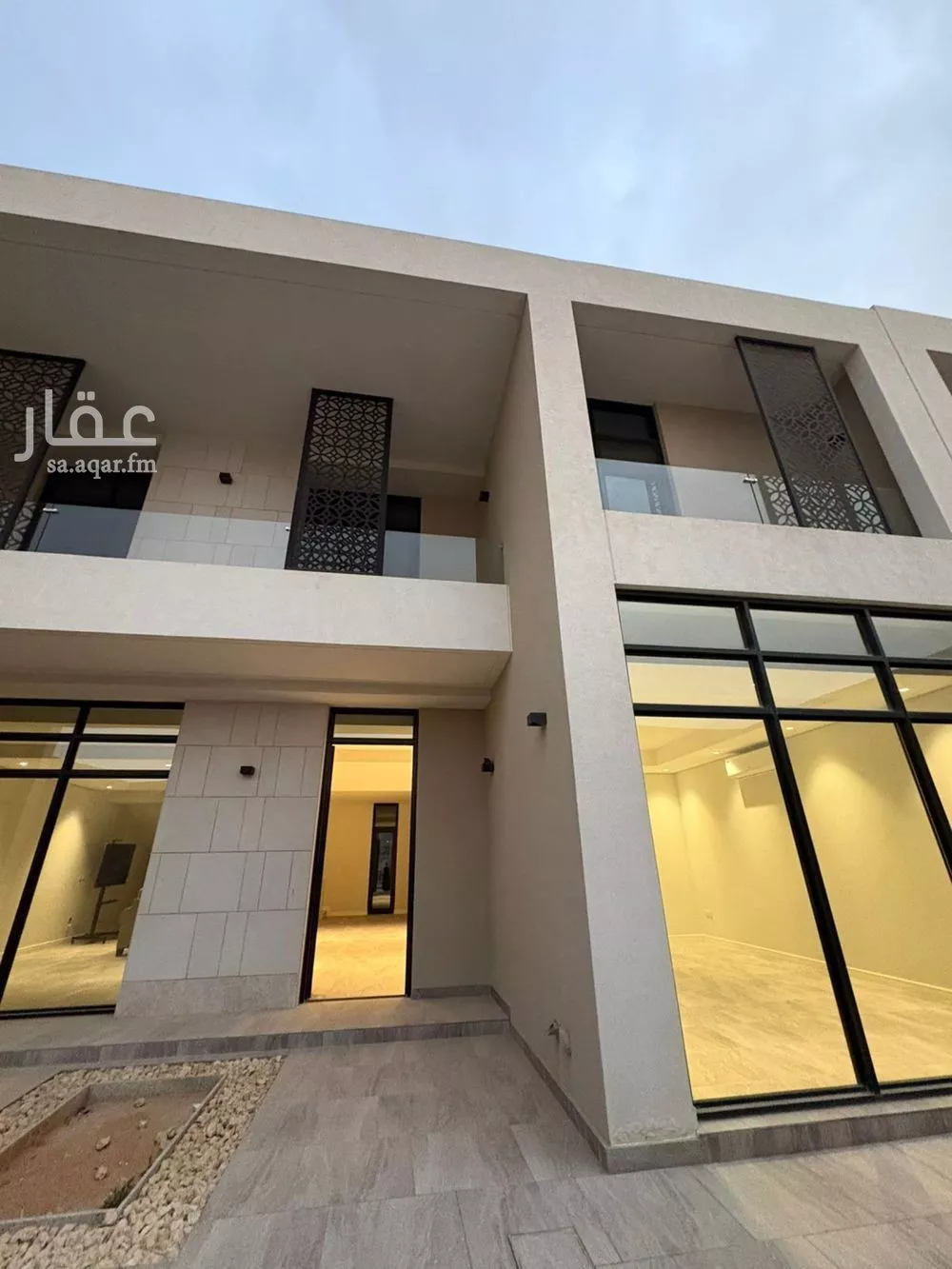 فيلا 3 غرف في النرجس 8