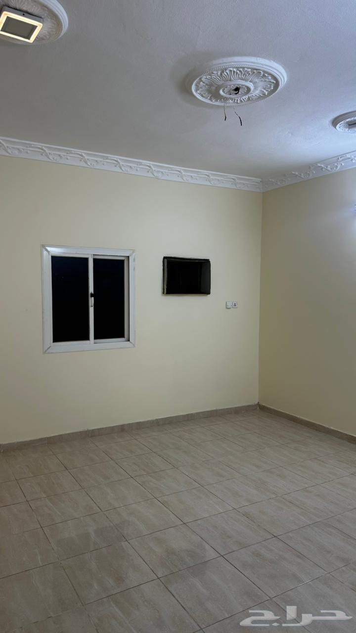 شقة 4 غرف في الفضيلة 3
