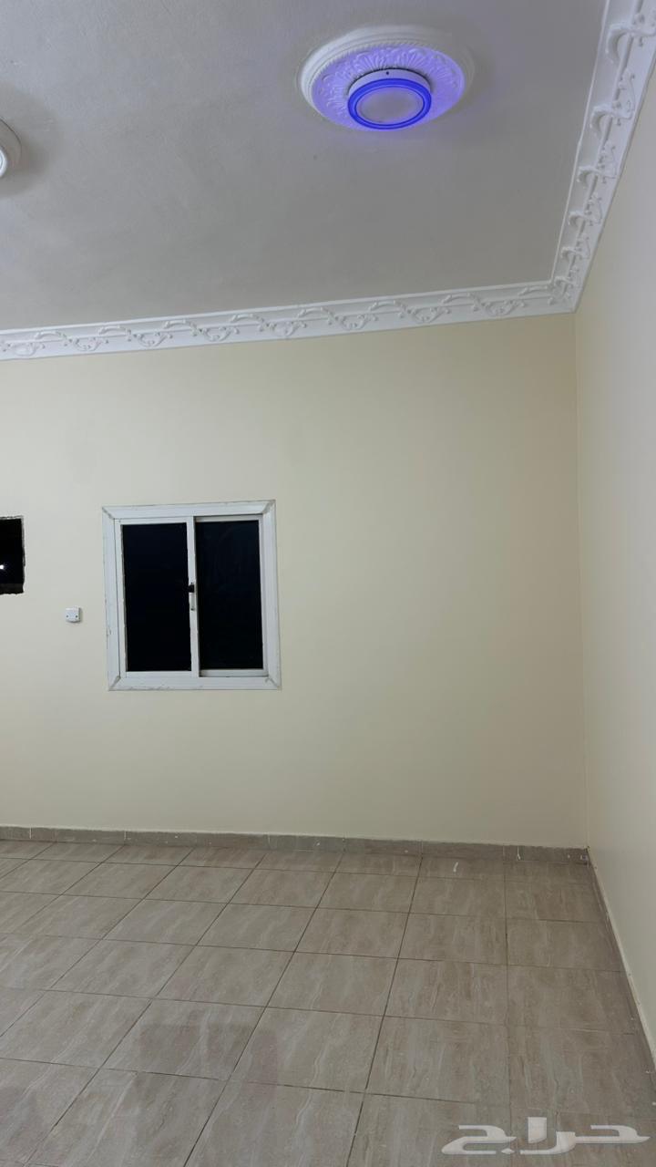 شقة 4 غرف في الفضيلة 5