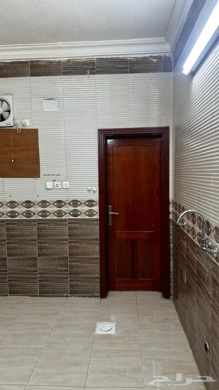 شقة 4 غرف في الفضيلة 6