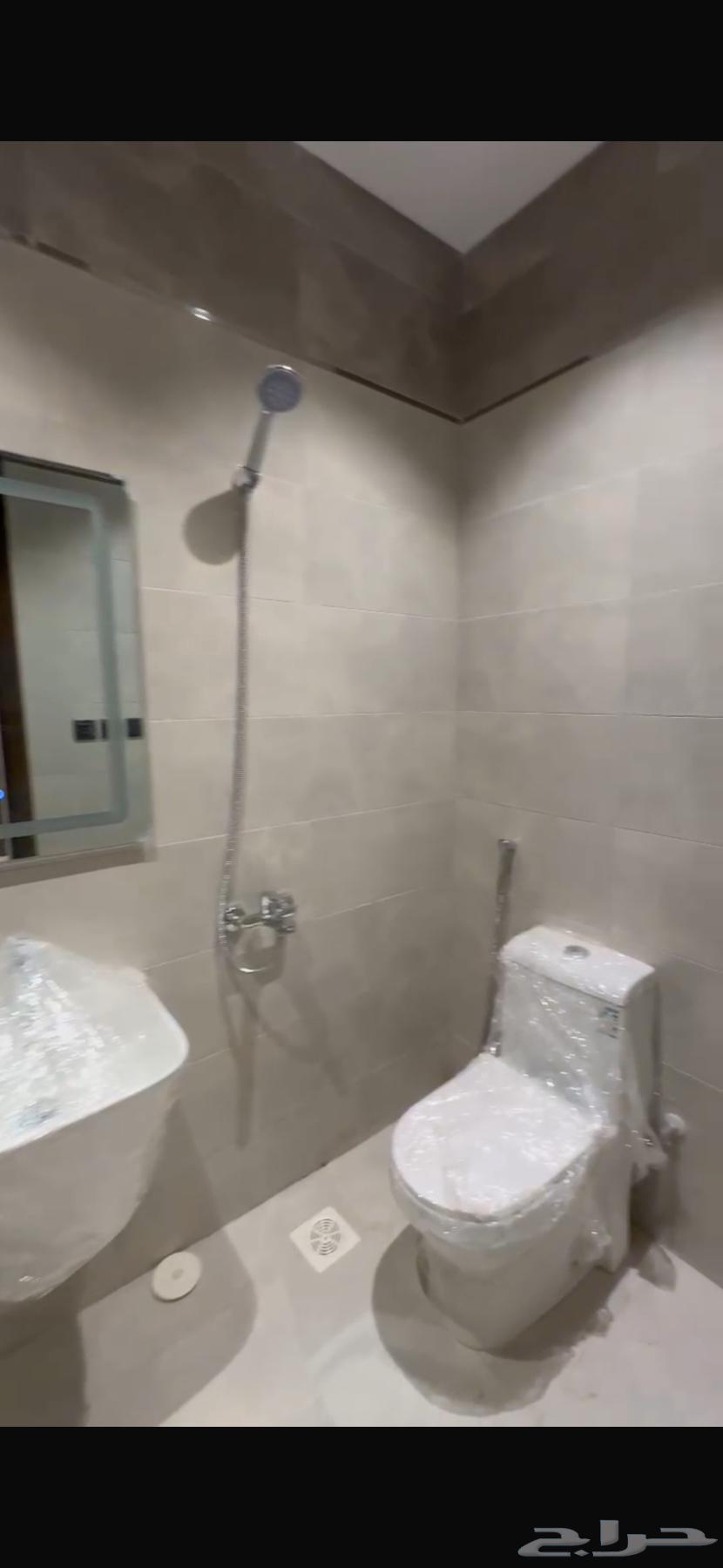 شقة 2 غرف في الواحة 7