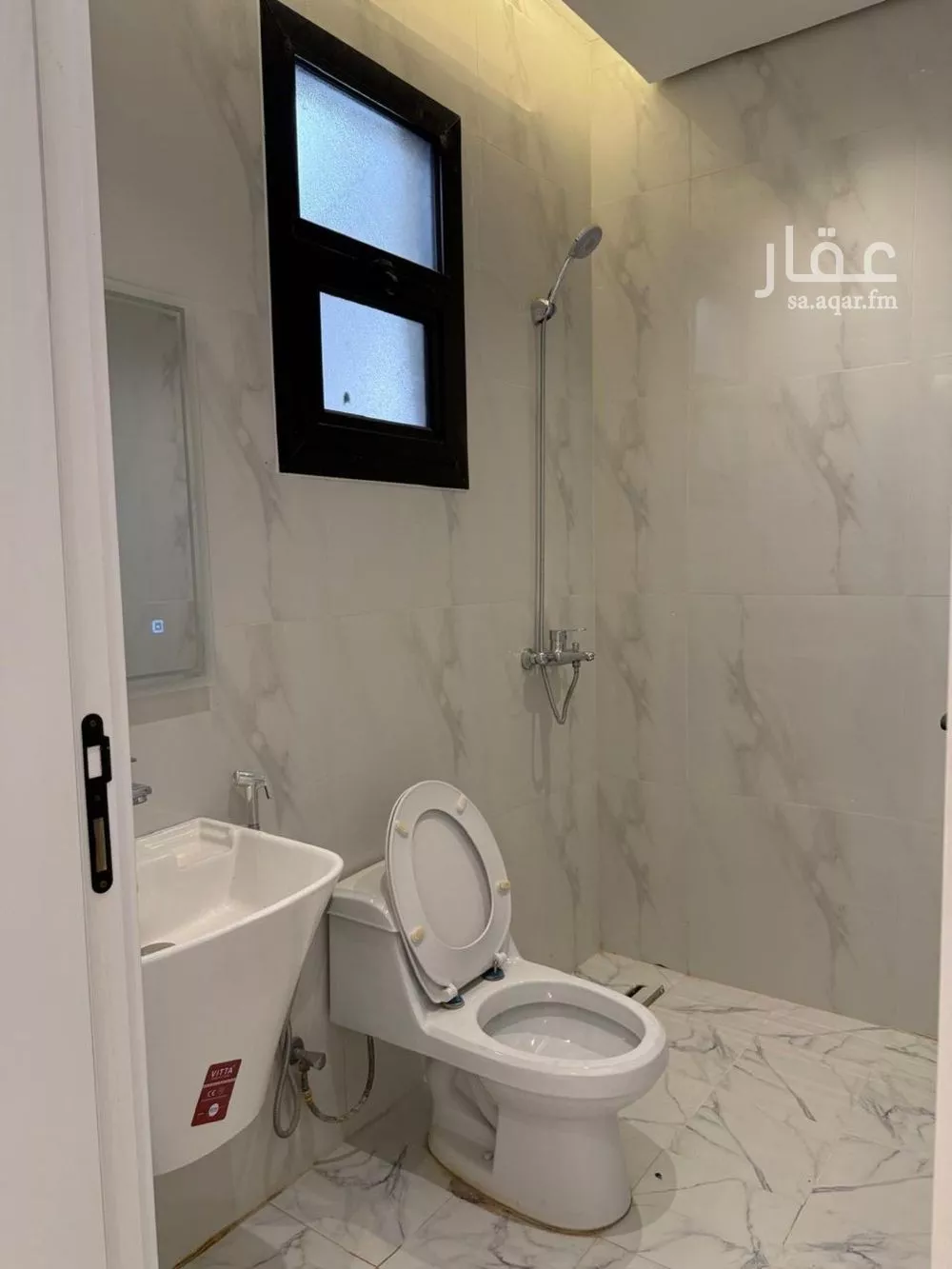 شقة 3 غرف في الرمال 11