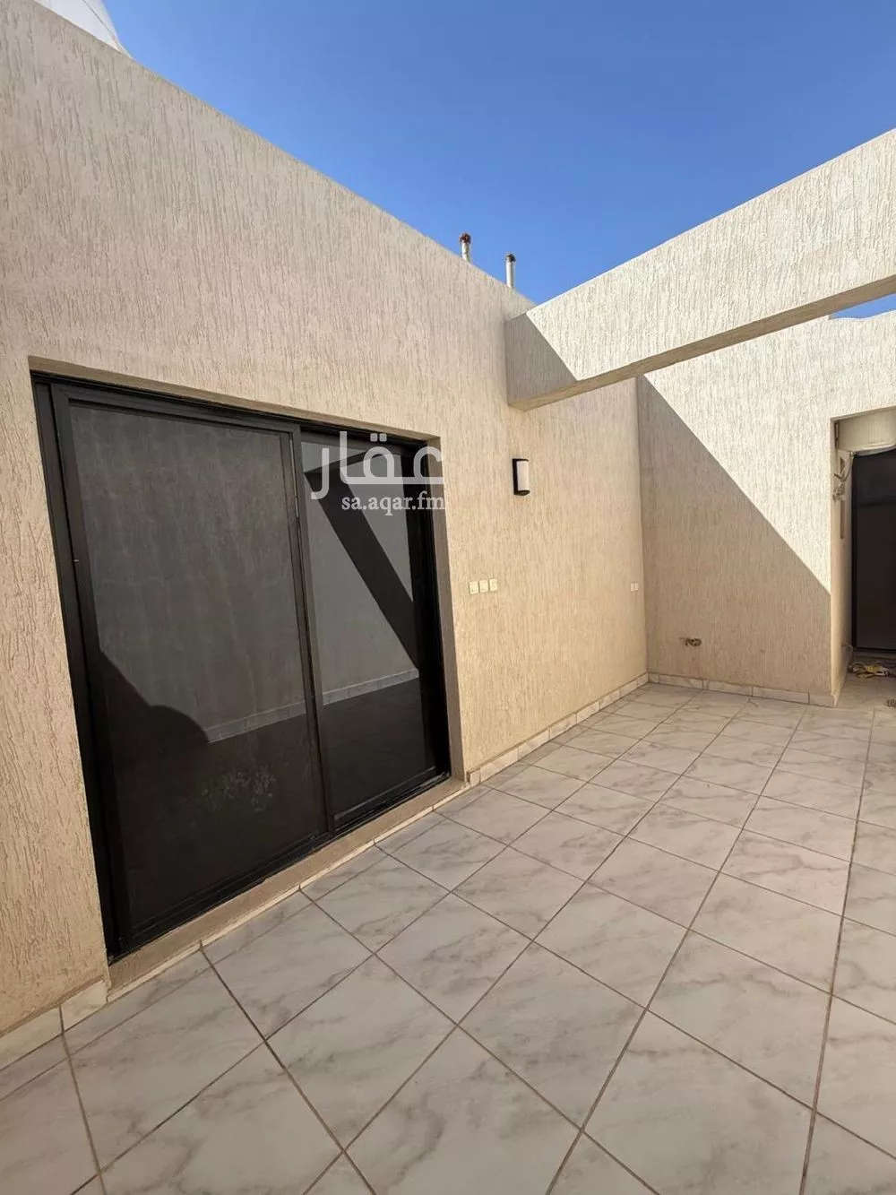 شقة 3 غرف في الرمال 9