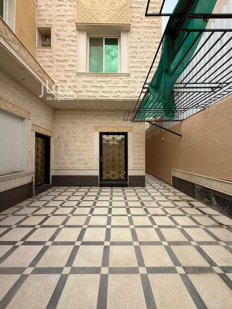 9 bedroom villa in Al Narjis 2