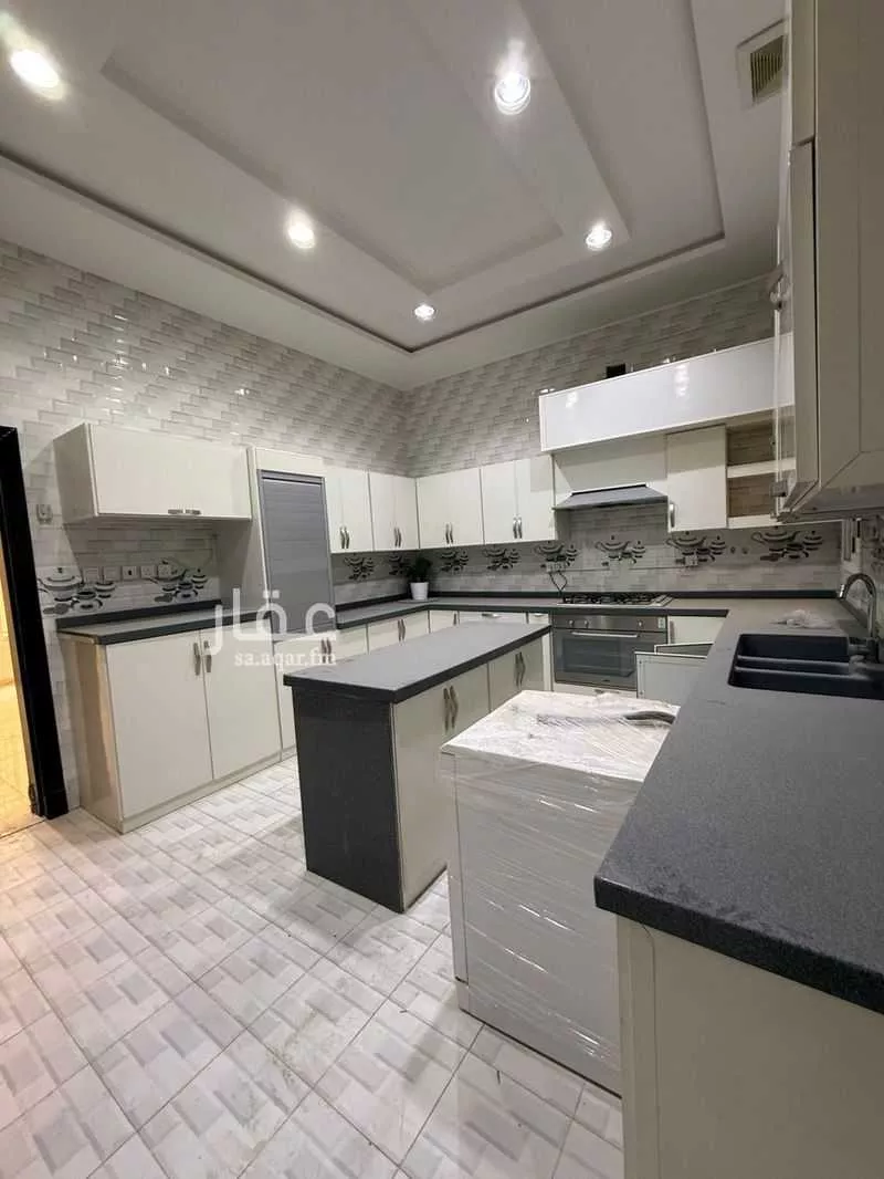 9 bedroom villa in Al Narjis 15