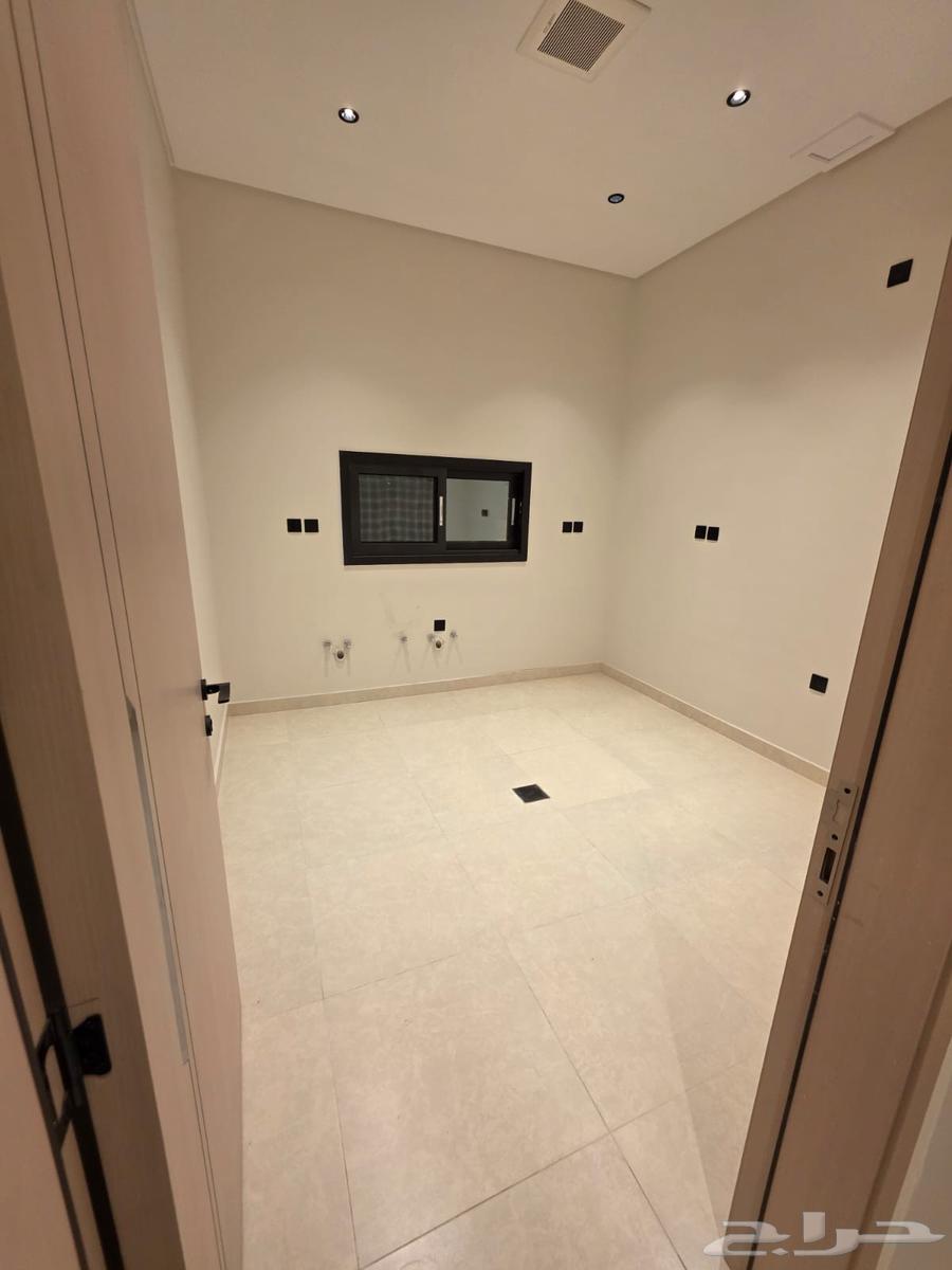 شقة 3 غرف في النزهة 5