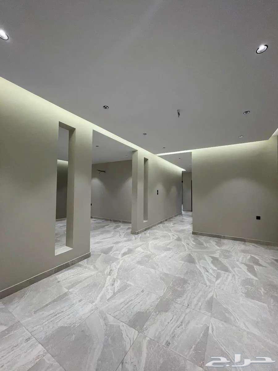 6 bedroom apartment in Al Salamah 12