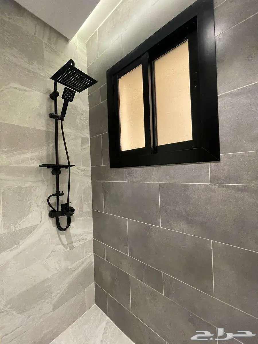 6 bedroom apartment in Al Salamah 18