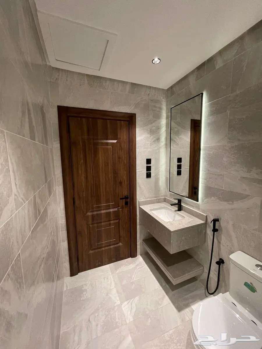 6 bedroom apartment in Al Salamah 6