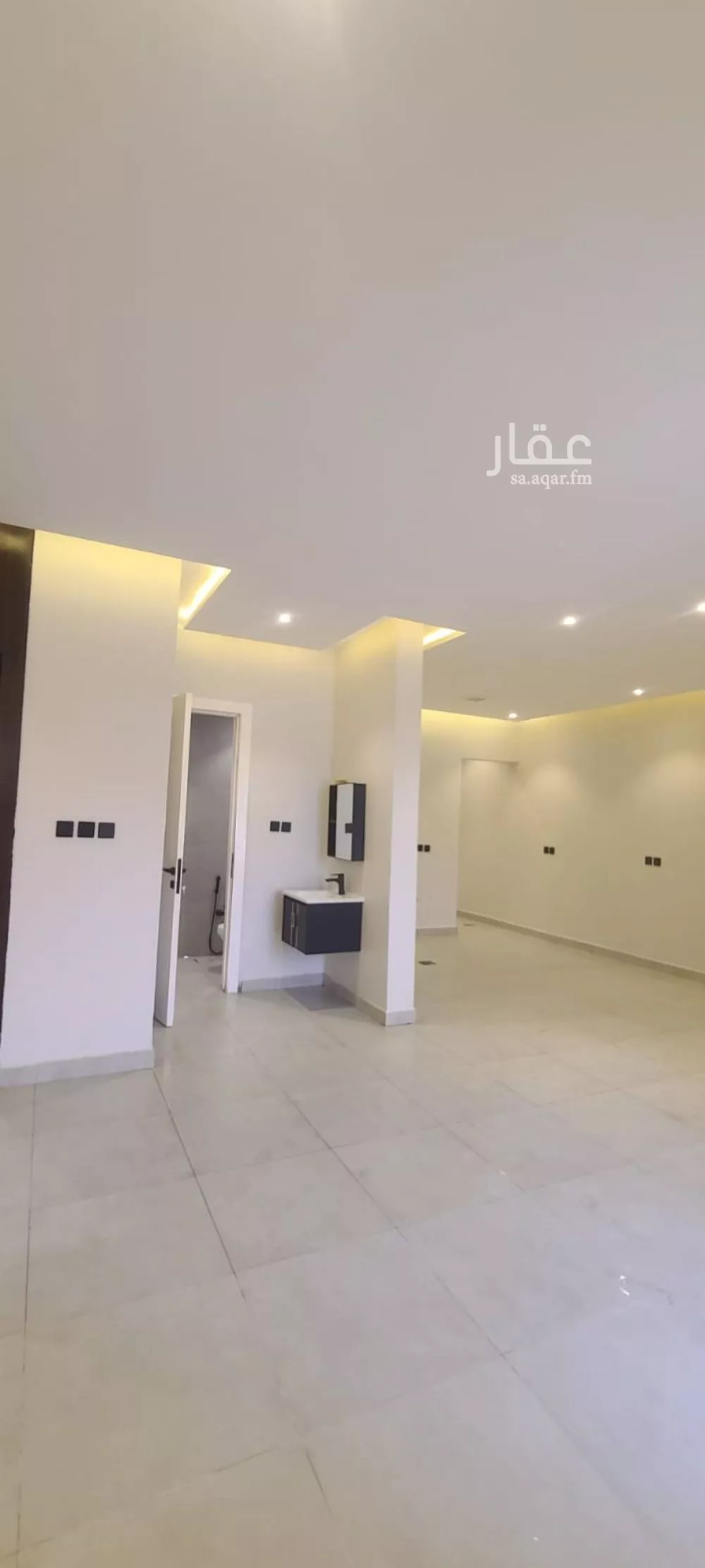 3 bedroom apartment in Dhahrat Laban 2
