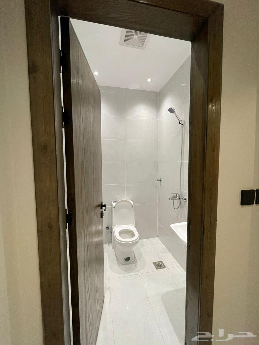 3 bedroom apartment in Al Rabwa 5