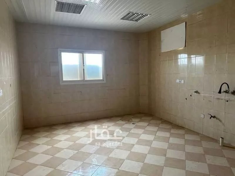 فيلا 5 غرف في العزيزية 2