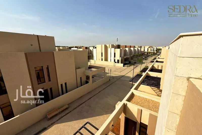 4 bedroom villa in Riyadh 4