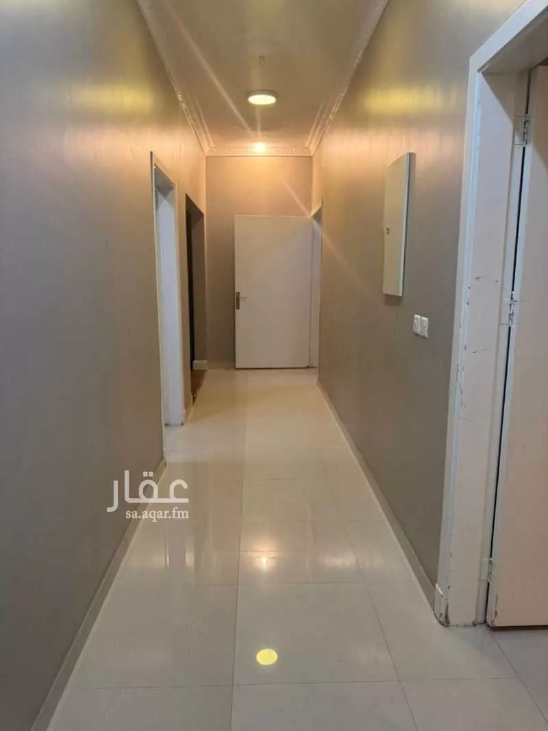 شقة 3 غرف في إشبيلية 2