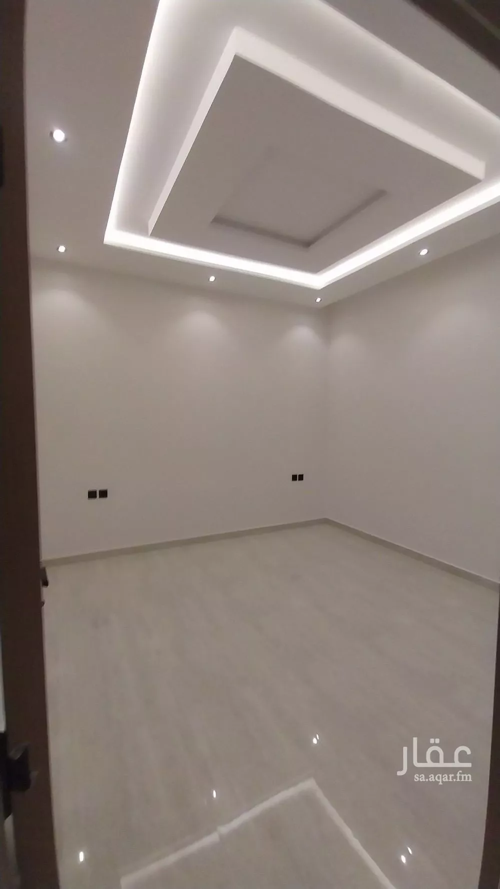 فيلا 8 غرف في الرمال 2