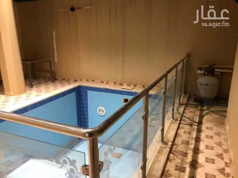 فيلا 3 غرف في المونسية 5