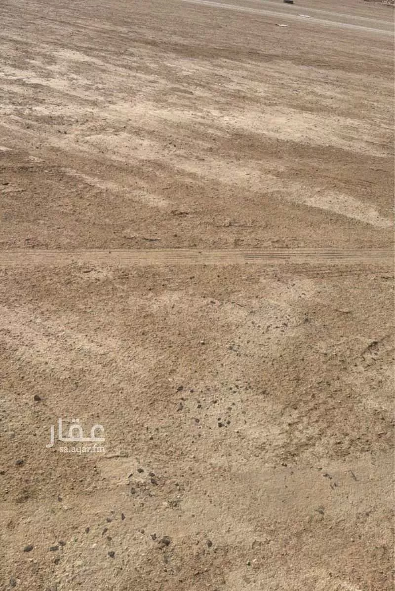 أرض 2000 م² في الشرق 2